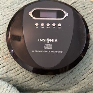 Vintage Insignia CD player. Insignia Portable Model NS-P4112 60 Sec Anti-Shock